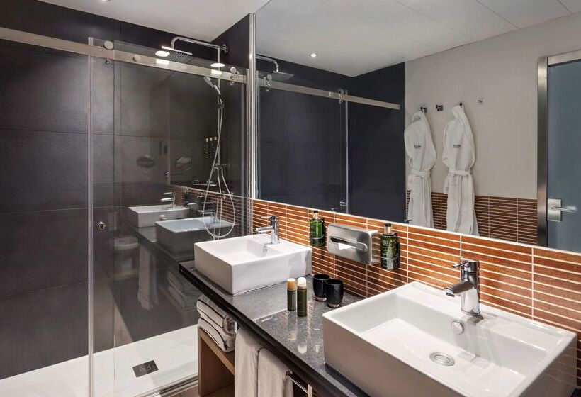 هتل Melia Avenida De America