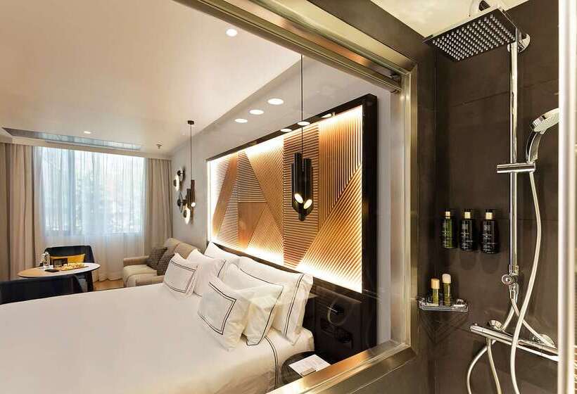 هتل Melia Avenida De America