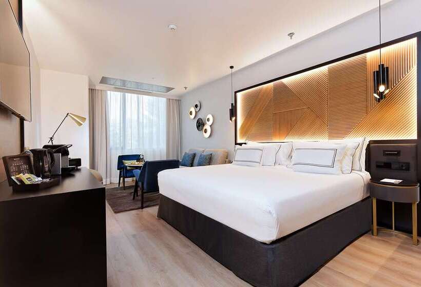 هتل Melia Avenida De America