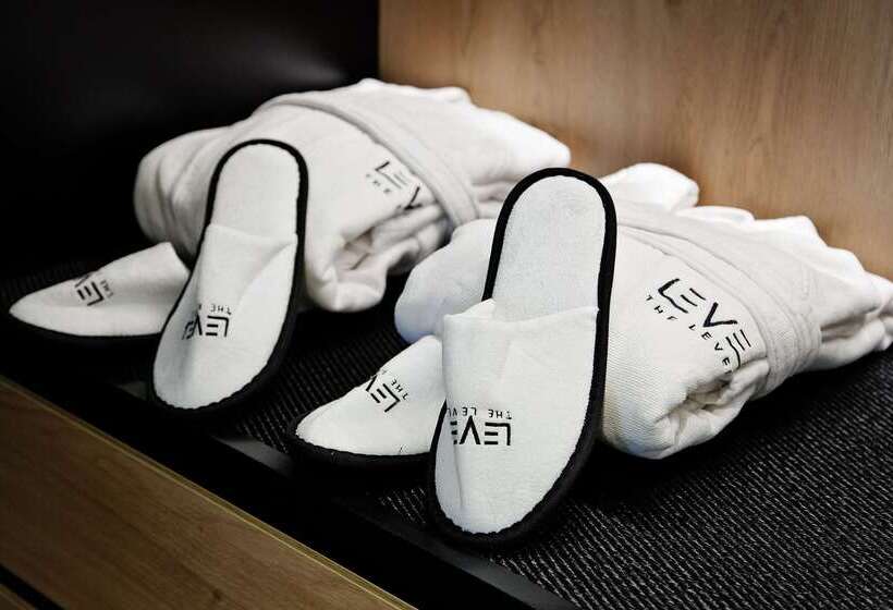 هتل Melia Avenida De America