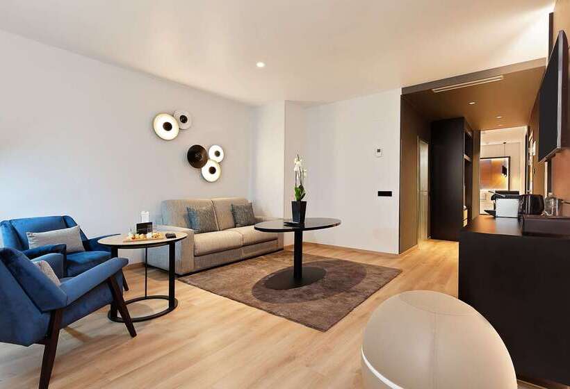 هتل Melia Avenida De America