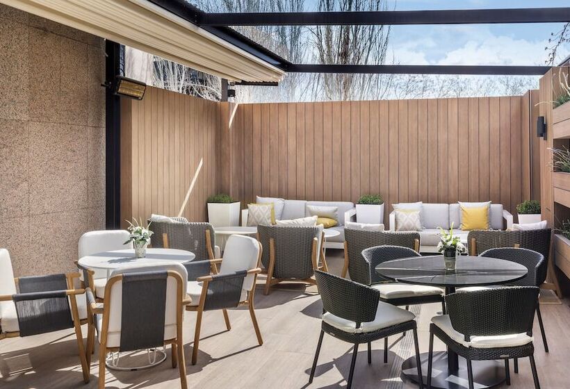 هتل Melia Avenida De America