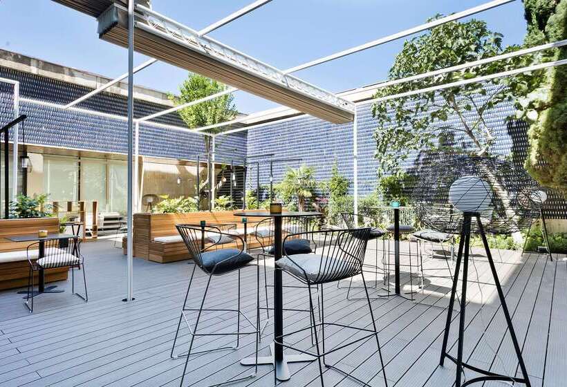 هتل Melia Barajas