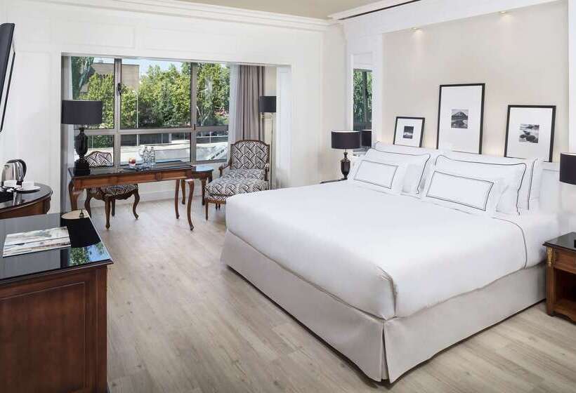 هتل Melia Barajas