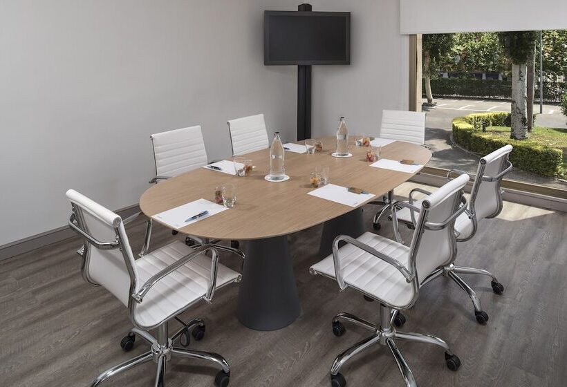 هتل Melia Barajas