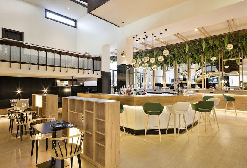 هتل Melia Barajas