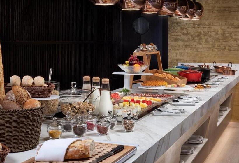 هتل Melia Castilla