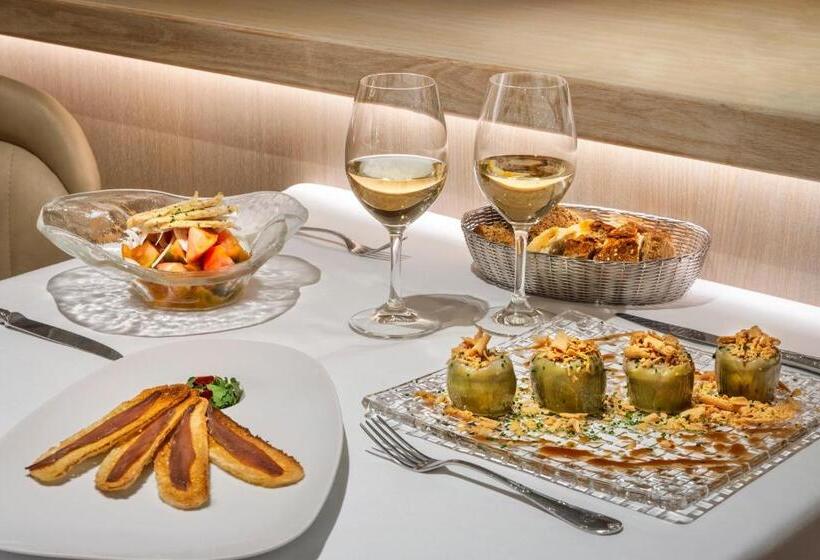 هتل Melia Castilla