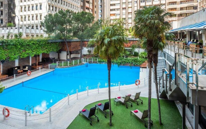 هتل Melia Castilla