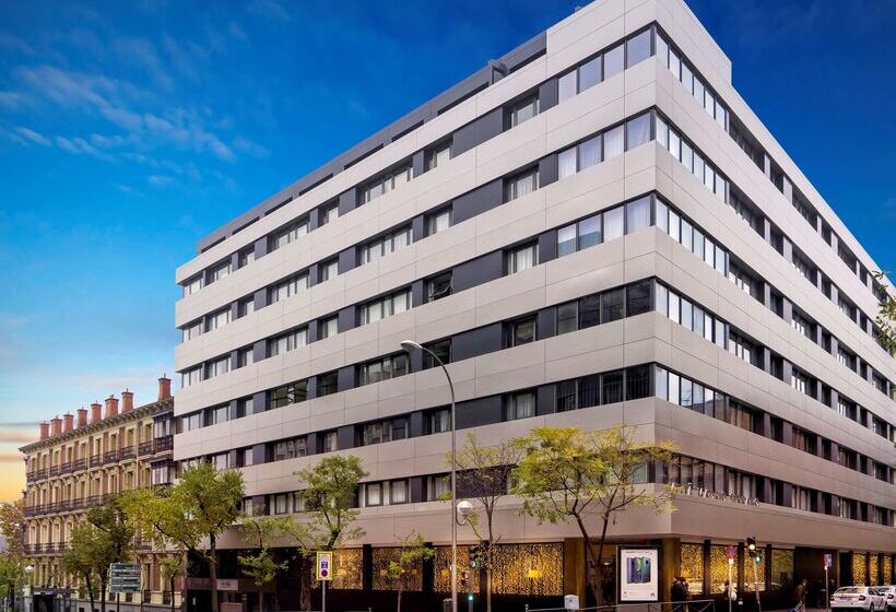 هتل Melia Madrid Serrano
