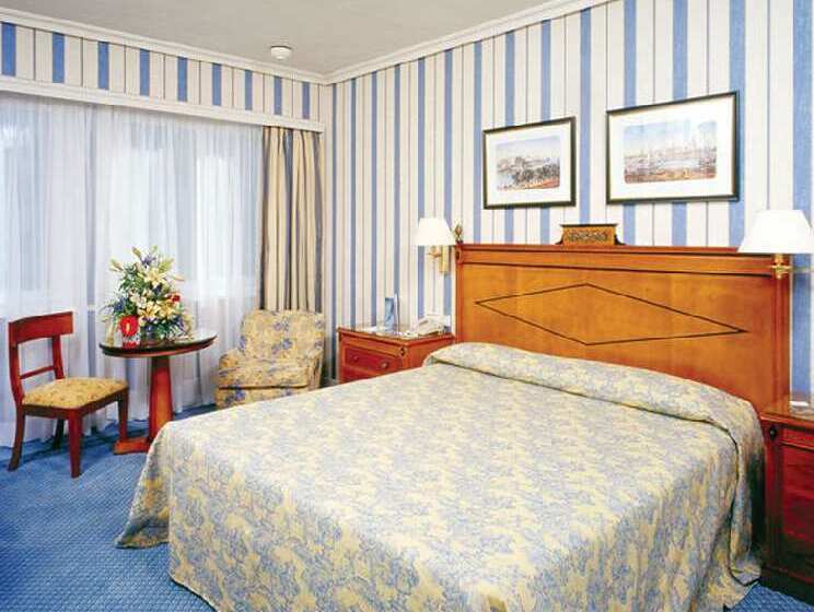 هتل Melia Madrid Serrano