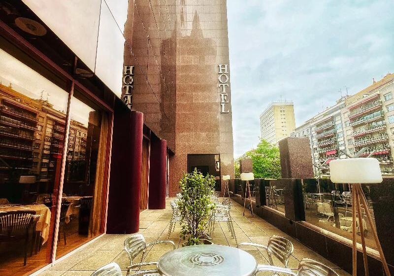 호텔 Mercure Carlton Rioja