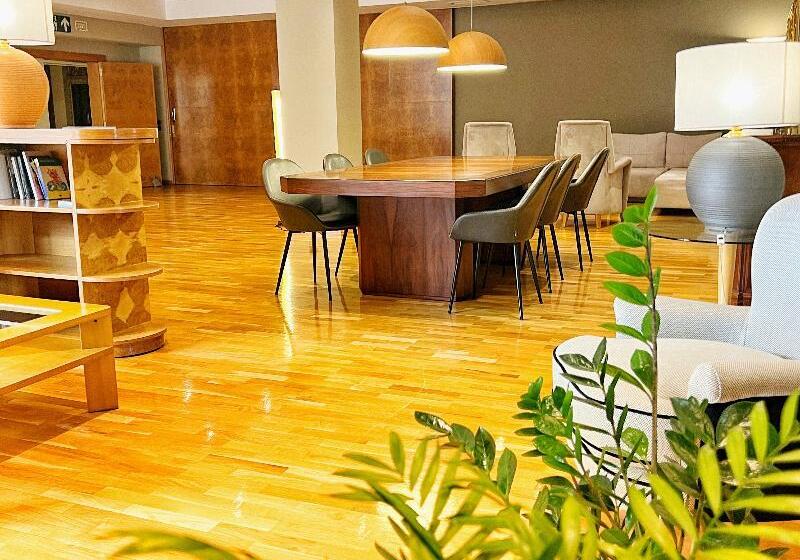 בית מלון כפרי Mercure Carlton Rioja