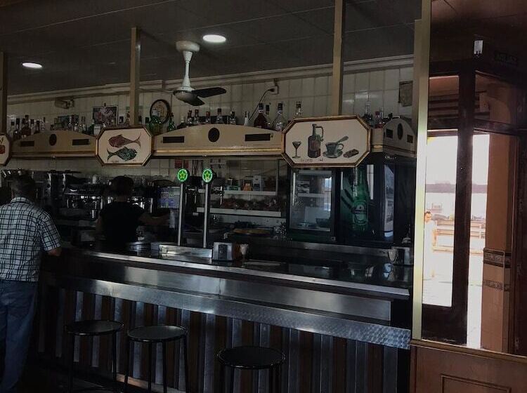 酒店 Mesón Del Moro