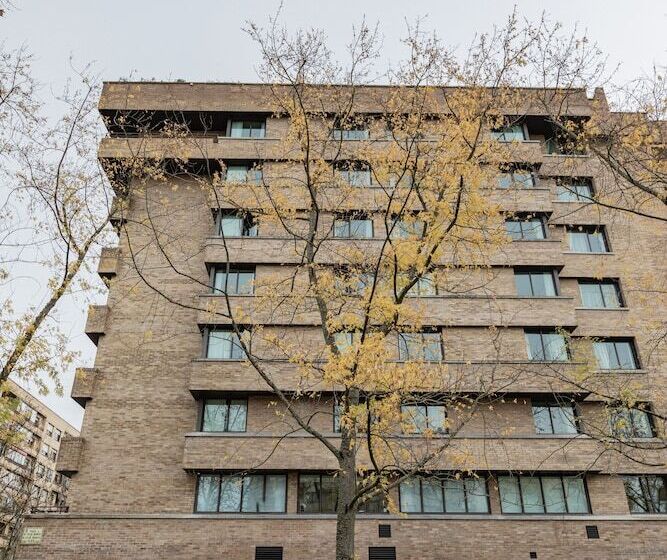 هتل Micampus Pamplona