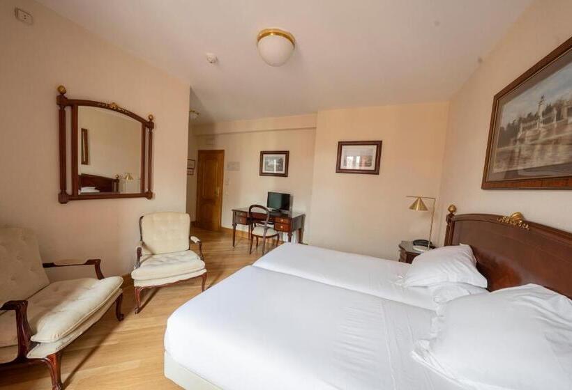 هتل Miranda & Suizo