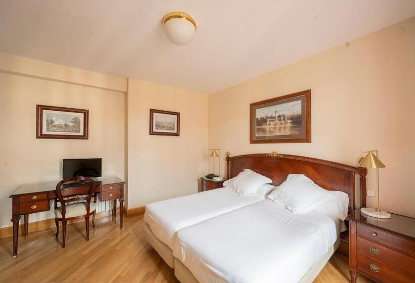 هتل Miranda & Suizo