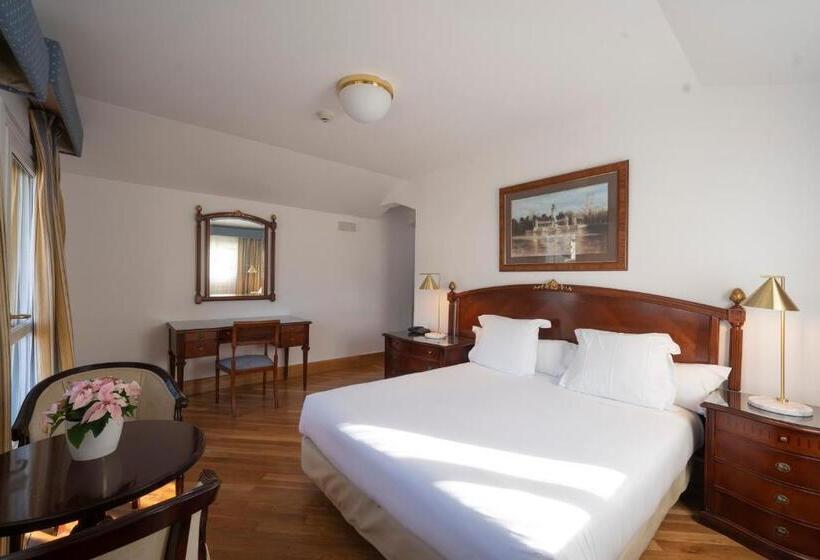 هتل Miranda & Suizo