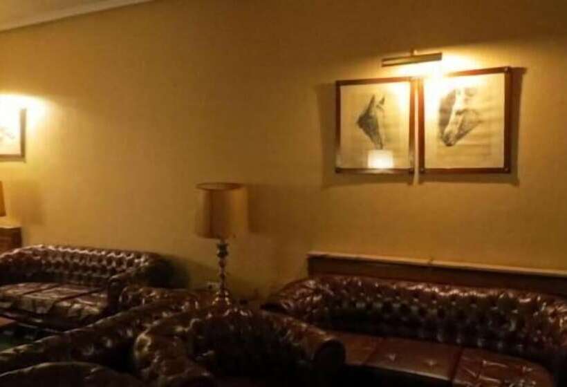 בית מלון כפרי Monclus