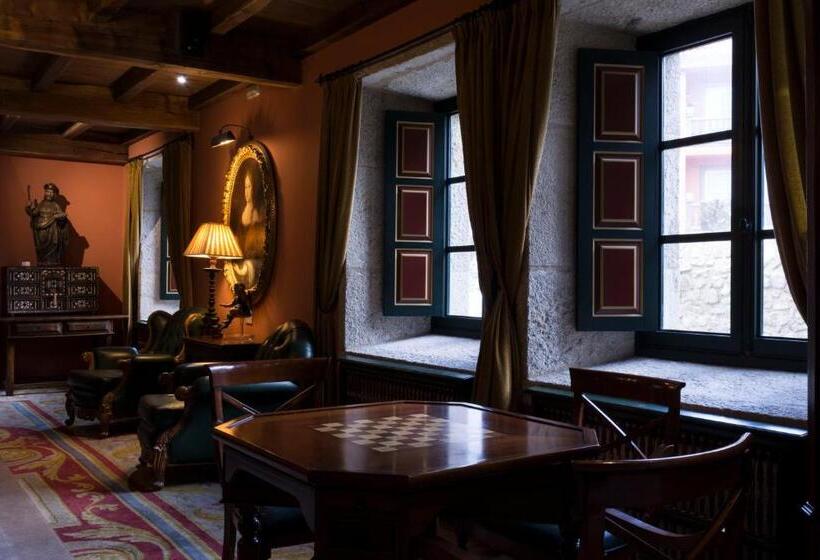 Отель Monumento Convento De San Benito