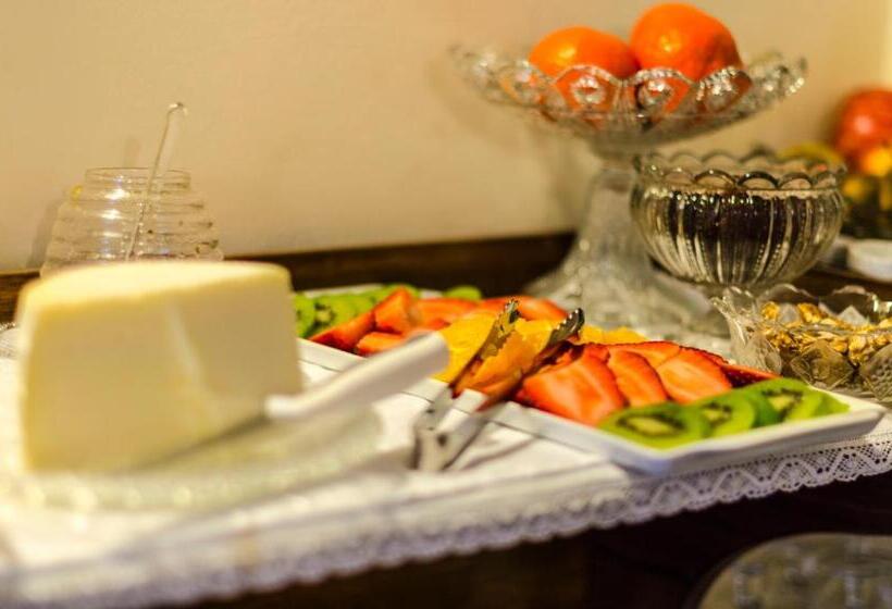 Отель Monumento Convento De San Benito