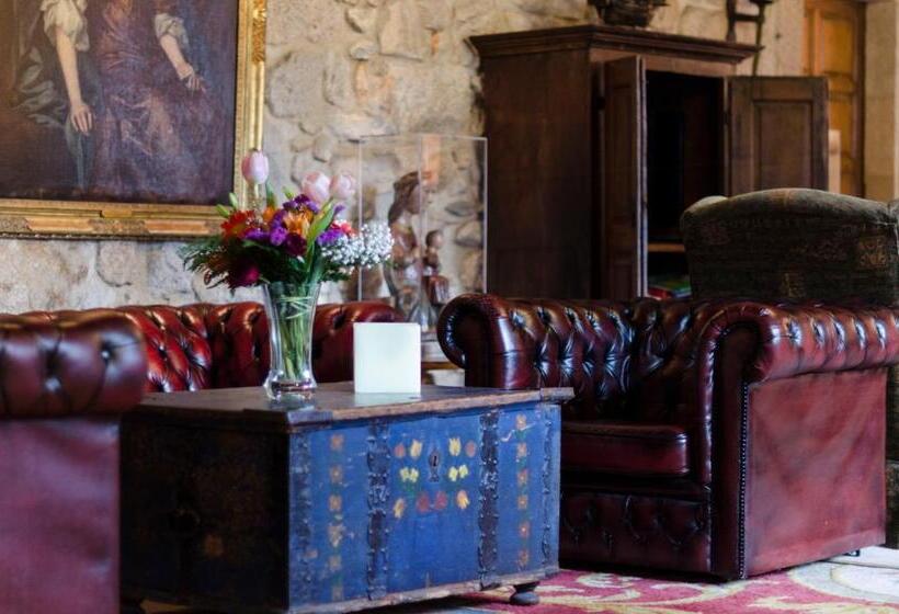 Отель Monumento Convento De San Benito