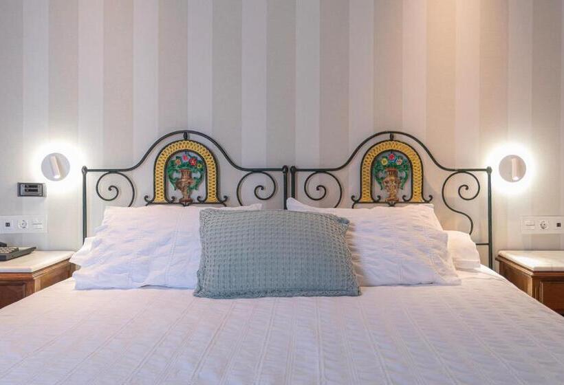 Отель Monumento Convento De San Benito