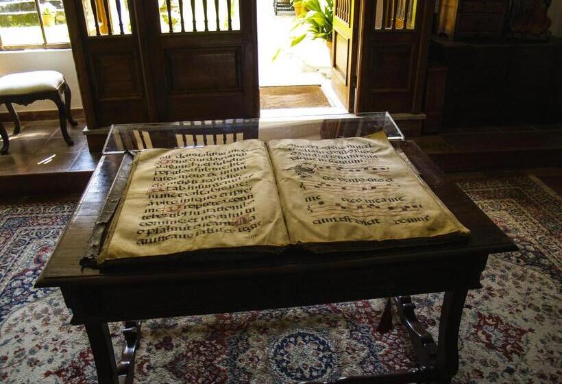 Отель Monumento Convento De San Benito