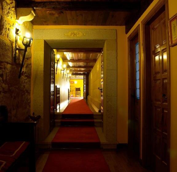 Отель Monumento Convento De San Benito