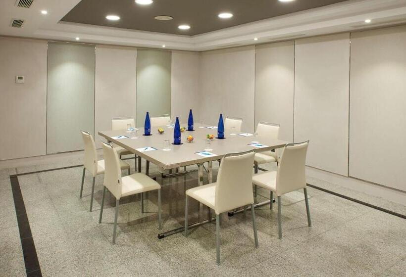 هتل NH Madrid Atocha