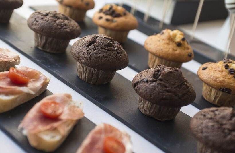 هتل NH Madrid Atocha