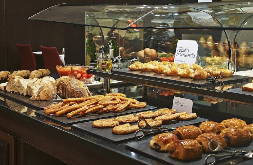 هتل NH Madrid Atocha