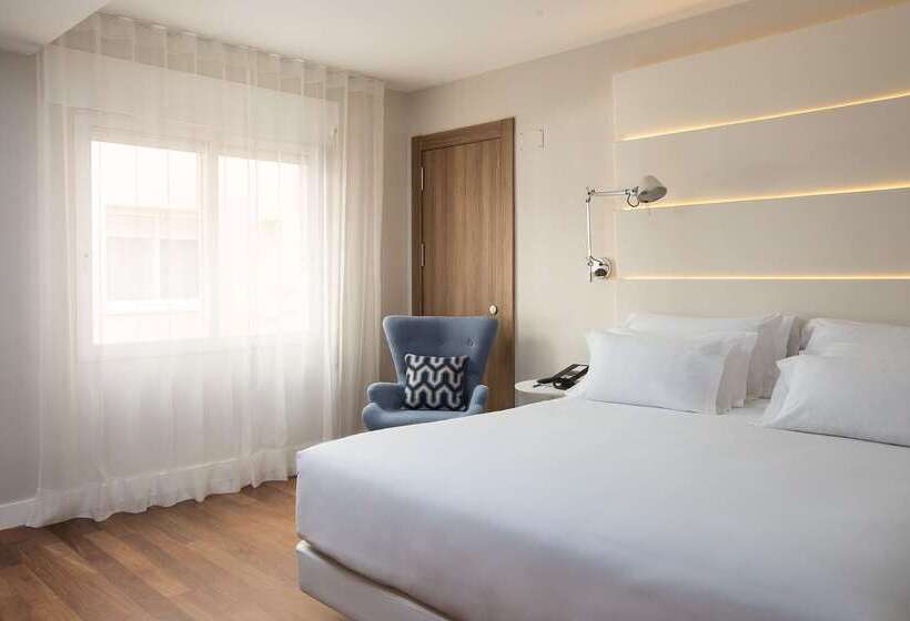 هتل NH Madrid Balboa
