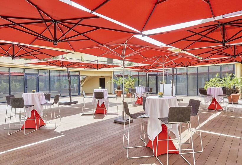 هتل NH Collection Madrid Colón