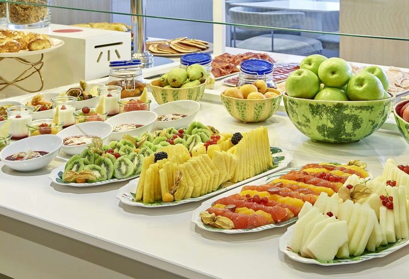 هتل NH Collection Madrid Colón