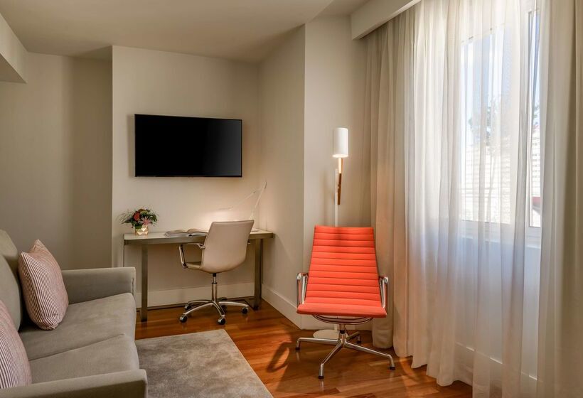 هتل NH Collection Madrid Colón