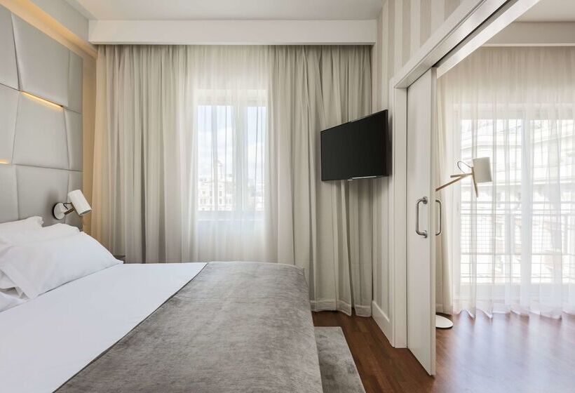 هتل NH Collection Madrid Colón