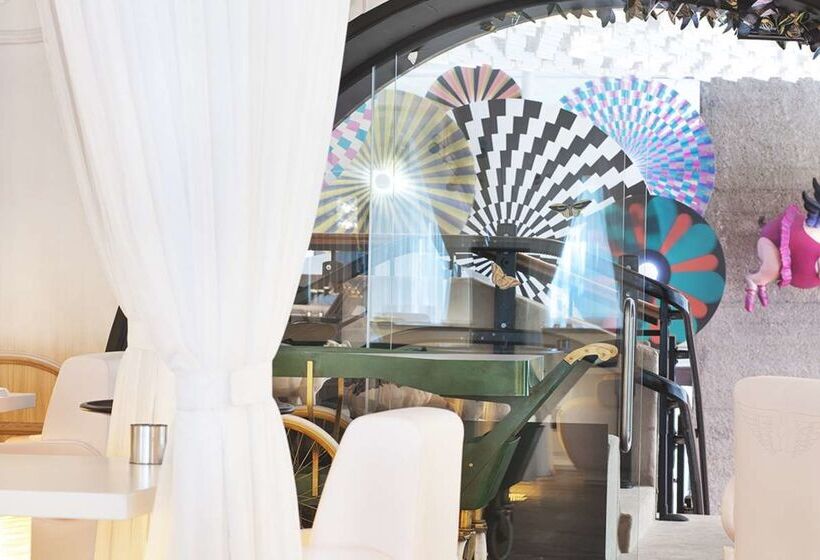 هتل NH Collection Madrid Eurobuilding