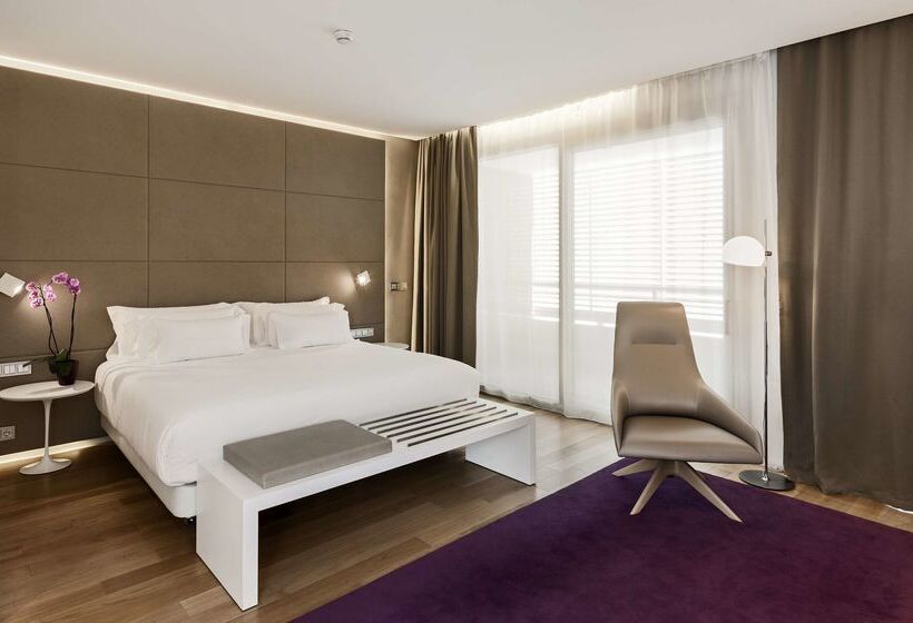 هتل NH Collection Madrid Eurobuilding