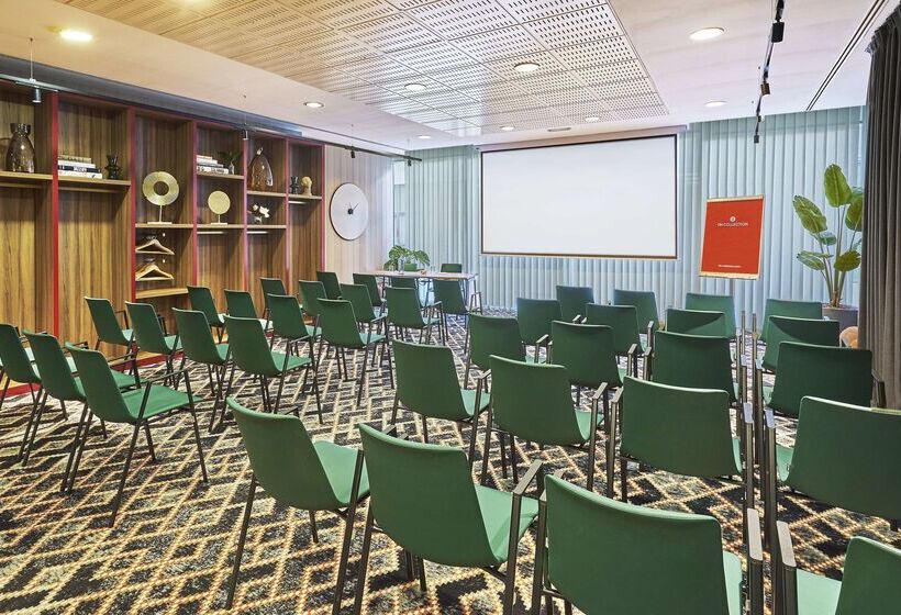 هتل NH Collection Madrid Eurobuilding