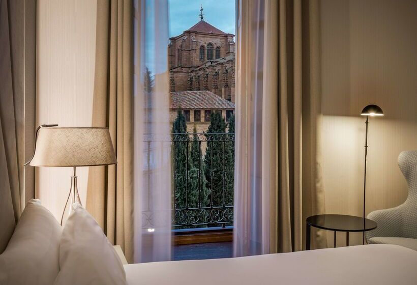 هتل NH Collection Salamanca Palacio De Castellanos