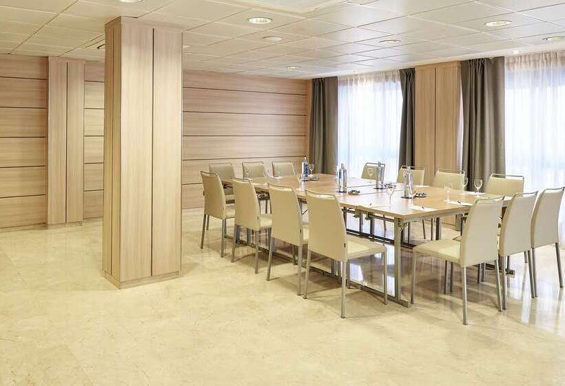 فندق NH Logroño Herencia Rioja