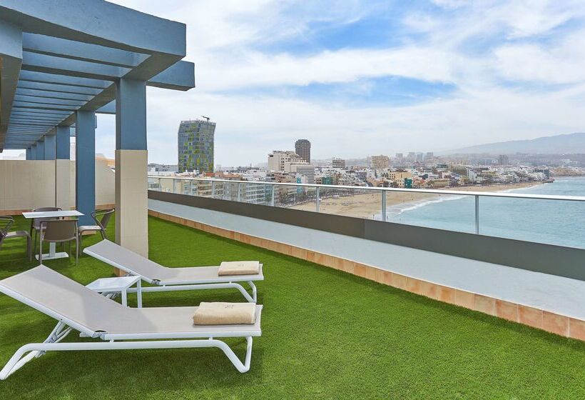 هتل NH Imperial Playa