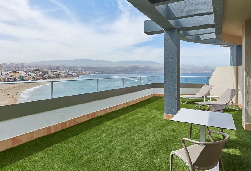 هتل NH Imperial Playa