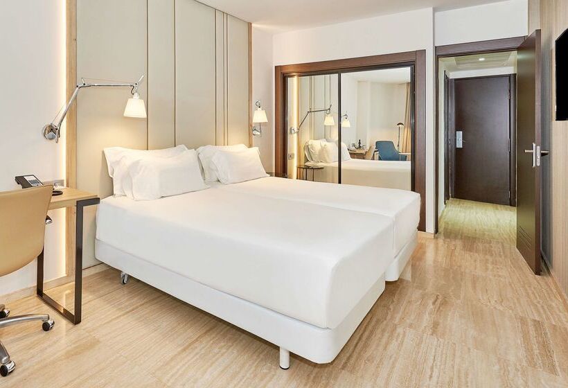 هتل NH Imperial Playa