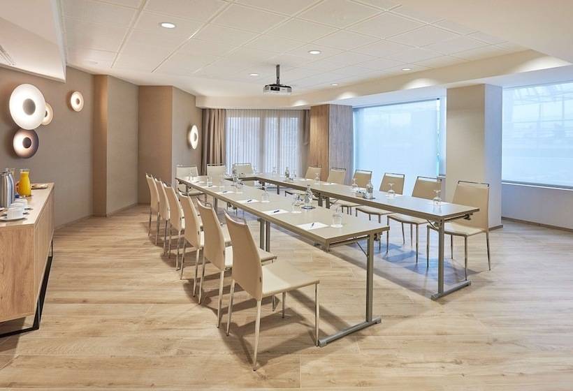 هتل NH Imperial Playa