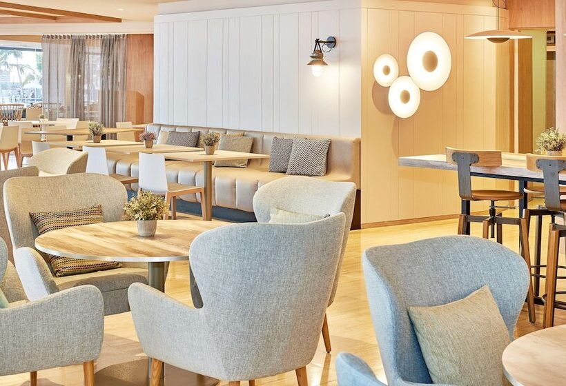 هتل NH Imperial Playa