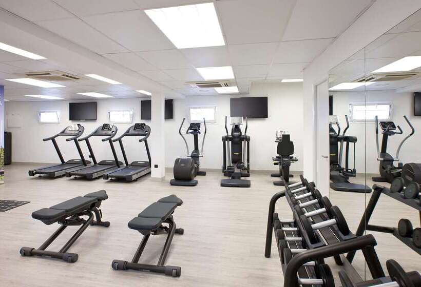 酒店 NH Pamplona Iruña Park