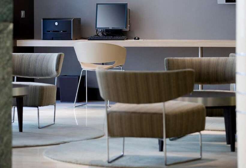 هتل NH Madrid Lagasca