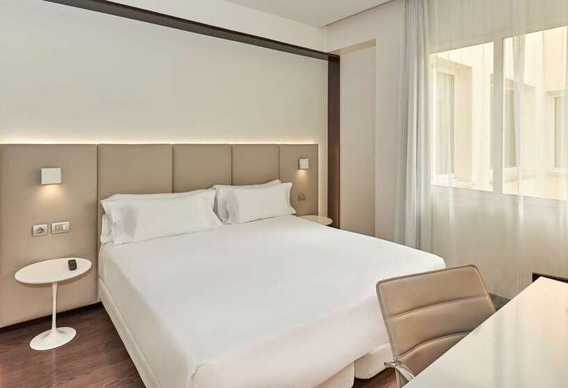 هتل NH Madrid Lagasca